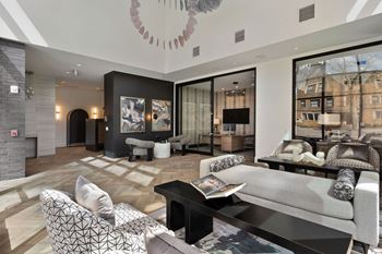 Spacious living room